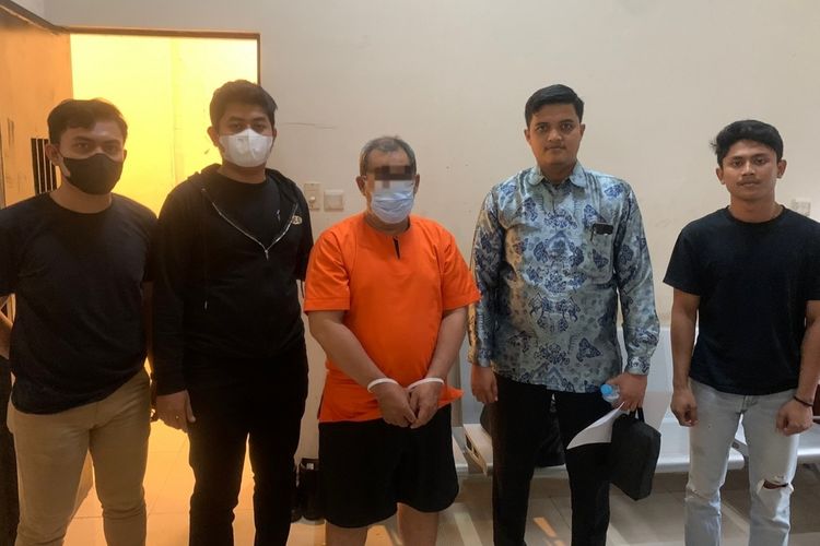 Mantan Pimpinan di Bank Riau-Kepri Ditangkap, Diduga Korupsi Rp.1,1 Milyar