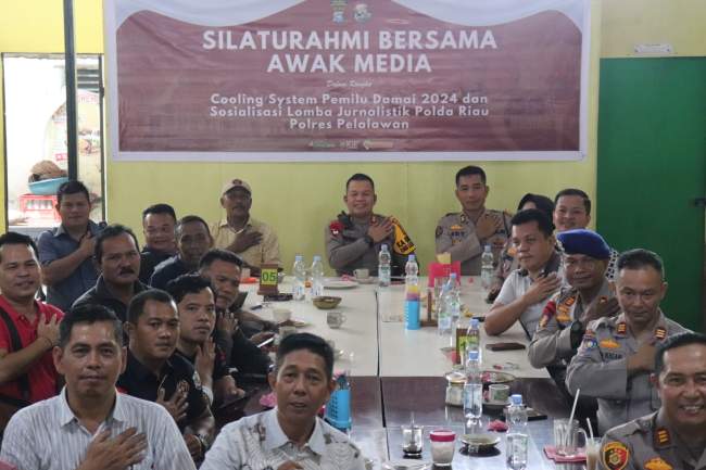 Kapolres Pelalawan, AKBP Suwinto Ajak Wartawan Wujudkan Cooling System Pemilu Damai 2024