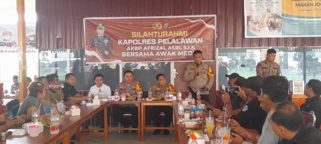 Silaturahmi Kapolres Pelalawan AKBP Afrizal Asri SIK bersama Awak Media: Mari Bersama jaga Kamtibmas