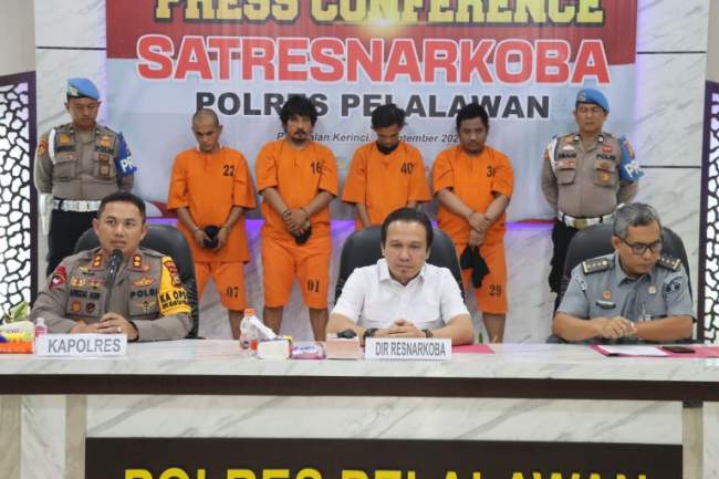 Penangkapan Jaringan Internasional Narkoba di Riau, Empat Tersangka Ditangkap