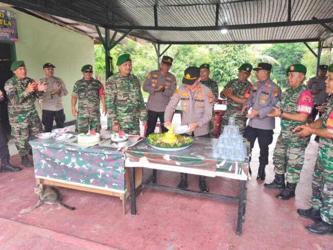 HUT TNI ke-80 dari 3 Kapolsek di Koramil 04 Pangkalan Kuras